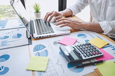 西安新华电脑软件学校 专业IT培训，助力职业发展